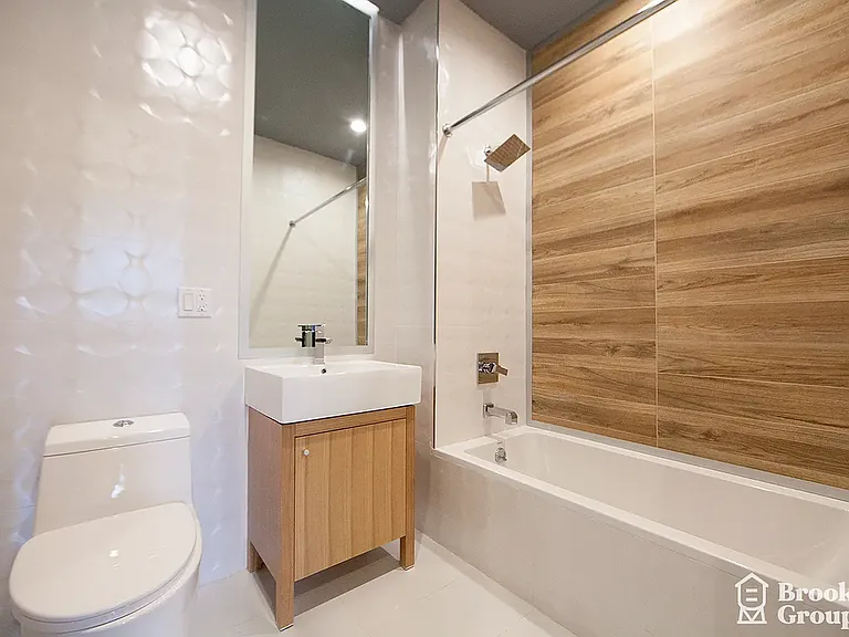 81 Stanhope St #3A — Photo 11