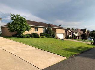 1212 Waddell St, Jessup, PA 18403