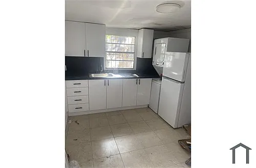2162 NW 26th St #2A Photo 1