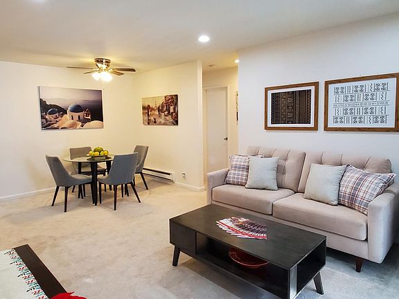 4th image of 1055 N Capitol Ave APT 188