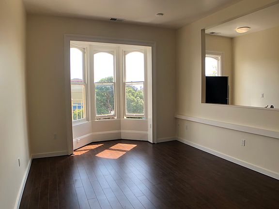3rd image of 1234 Valencia St APT 1