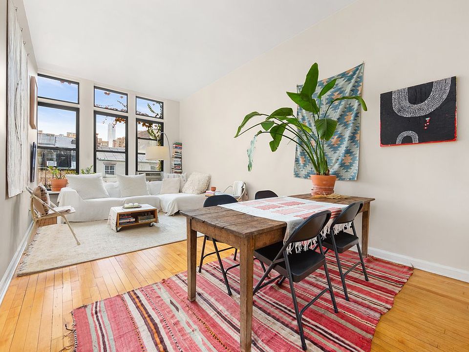 1st image of 79 Barrow St APT 4B