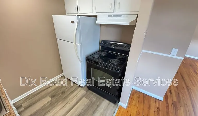 5877 Shadymist Ln #3 — Photo 10