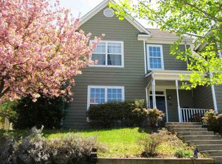 910 Locust Ln, Charlottesville, VA 22901