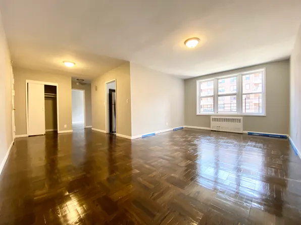 615 Warburton Ave, Yonkers, NY