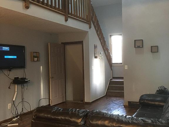 4th image of 1188 Woodland Dr