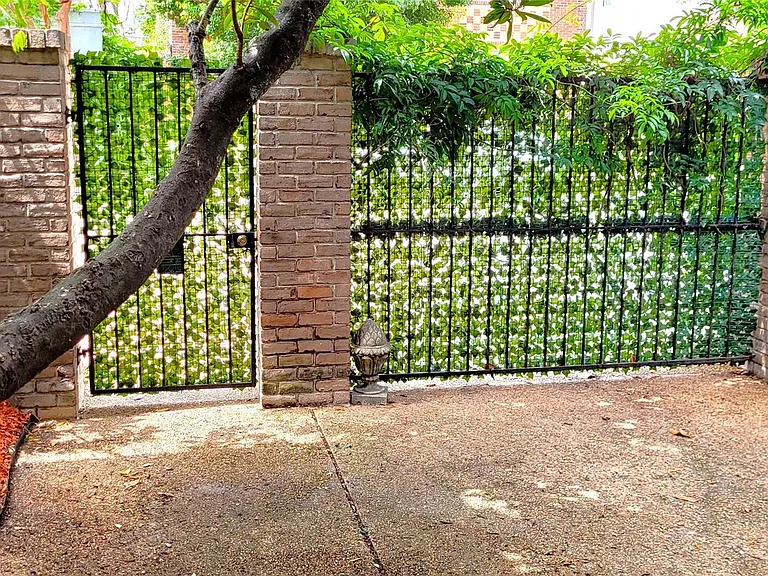 1115 Autrey St #5 — Photo 3