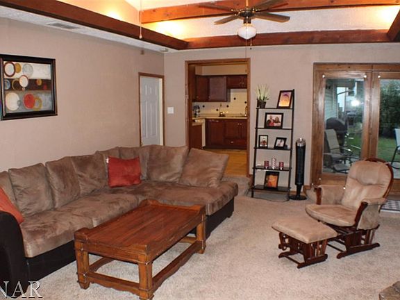 3rd image of 422 Priscilla Ln