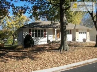 620 NE Thames Dr, Lees Summit, MO 64086