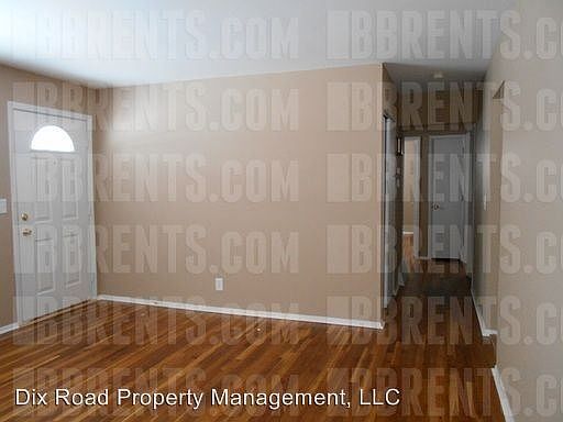 3rd image of 397 Vinnedge Ave