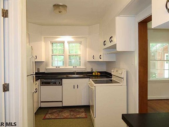 4th image of 346 Hillcrest Ave