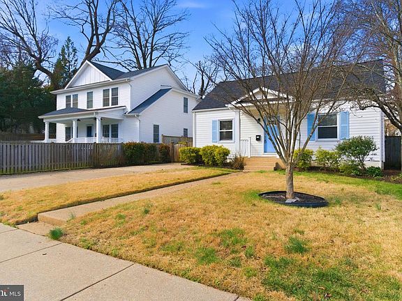 4th image of 2800 Cameron Rd