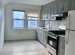 16652 25th Ave FLOOR 2, Whitestone, NY 11357