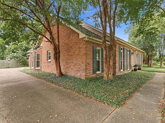 4th image of 8624 Plantation Ridge Rd