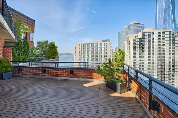 Rented by Brown Harris Stevens | media 4