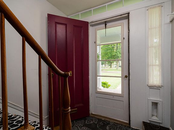 4th image of 523 W Mansion St