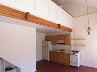 174 S Mountain Ave #1, Ashland, OR