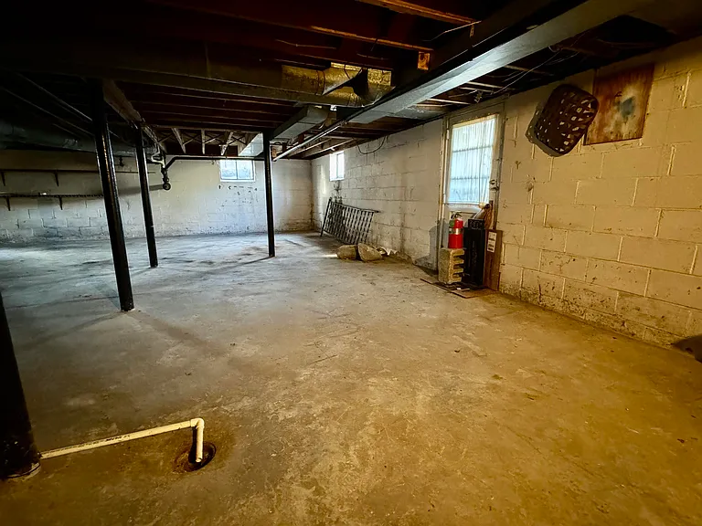 479 Stratford Dr — Photo 23