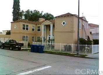1st image of 7007 Menlo Ave