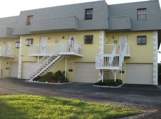 275 Capri Cir N #104, Treasure Island, FL 33706