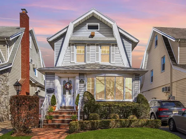 1655 Marine Pkwy, Brooklyn, NY 11234