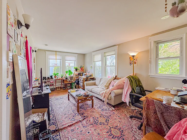 21 Town Hill St #2 — Photo 3