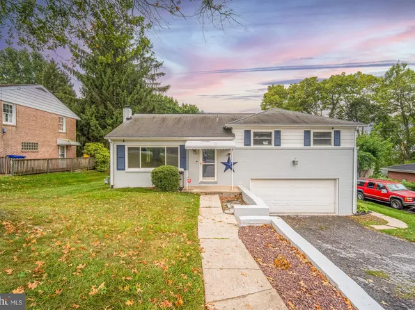 1212 Midland Ave, York, PA 17403