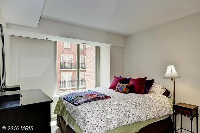 7500 Woodmont Ave #8 — Photo 11