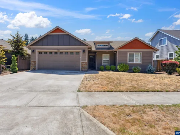 2326 Equestrian Loop S, Salem, OR 97302