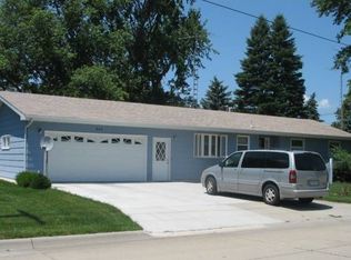 804 Ekeley St, Stromsburg, NE 68666