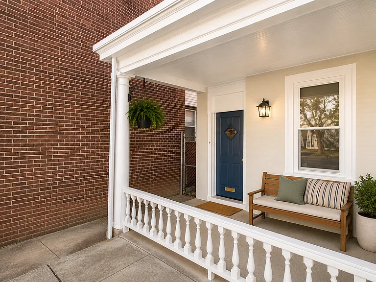 E Norris St — Photo 1