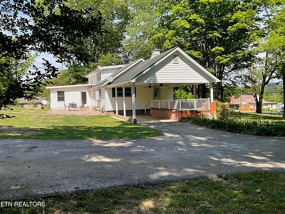 3rd image of 328 Ridgeview Dr