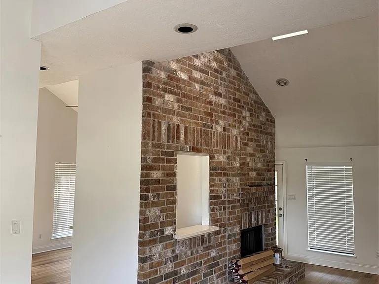3211 Mesquite Dr — Photo 12