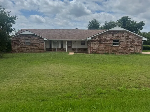 421 W South St, Konawa, OK 74849