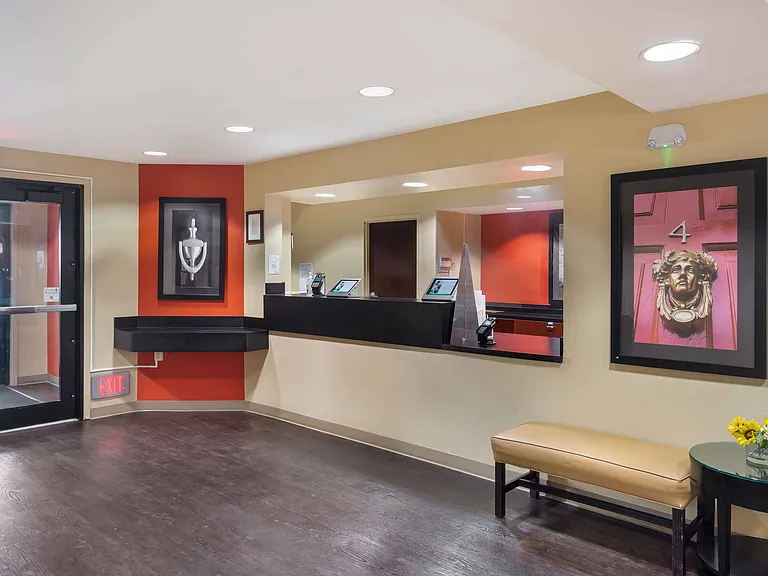 Lobby and Guest Check-in
