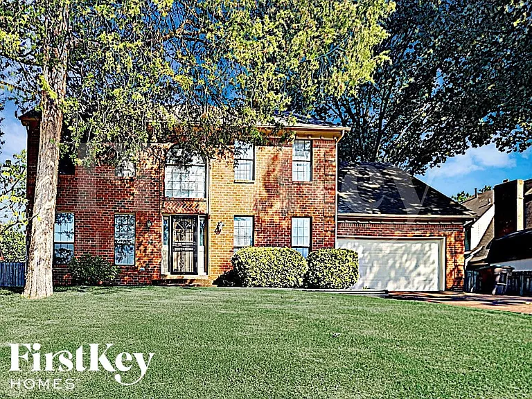 3718 Old Creek Cv — Photo 1