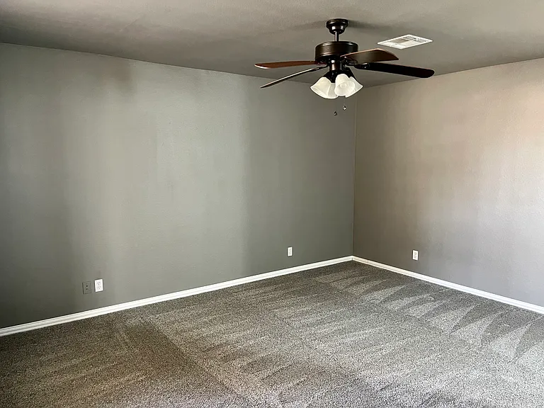 25605 Briar Dr — Photo 9