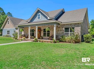 27951 Northcutt Ln, Robertsdale, AL 36567