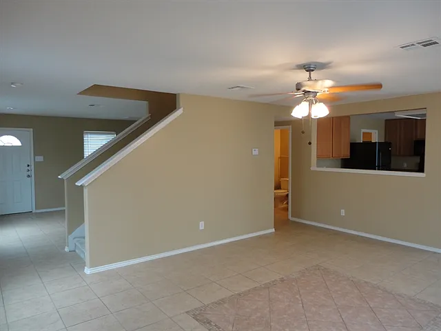 5337 Mathra Dr — Photo 5