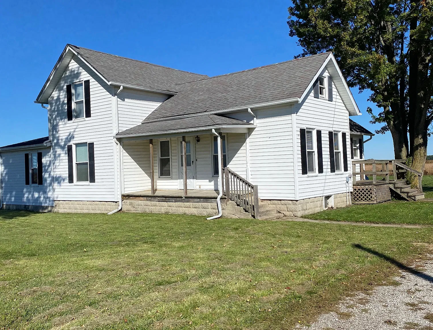 3 bed, 1552 sqft, $1,600 — Photo 1