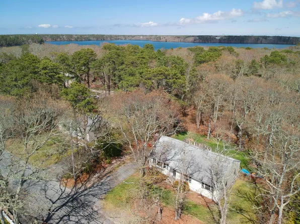 6 Lakewood Drive, Harwich, MA 02645