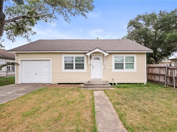 209 E 5th Street, Bishop, TX 78343