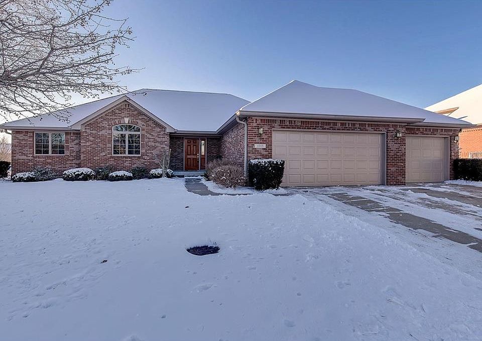 1st image of 4803 Blackstone Dr