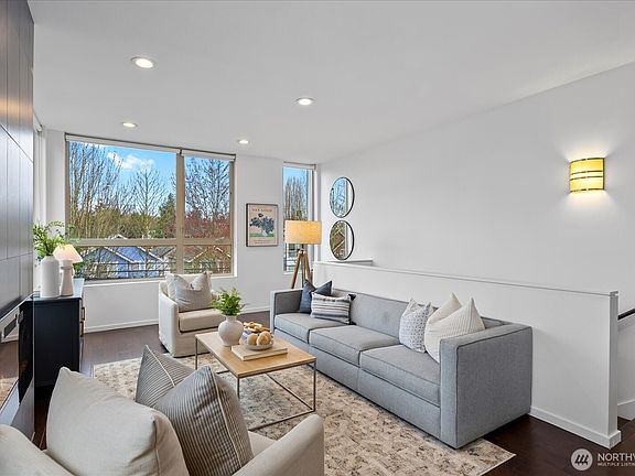 5th image of 206 22nd Avenue #A