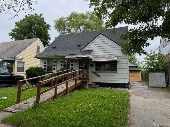 8652 Vaughan St, Detroit, MI 48228