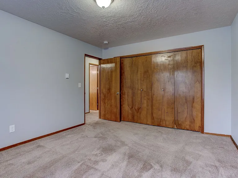 French Chateau Apartments — Photo 9