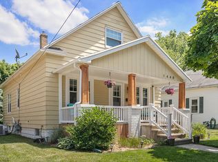 1440 Escott Ave NW, Grand Rapids, MI 49504