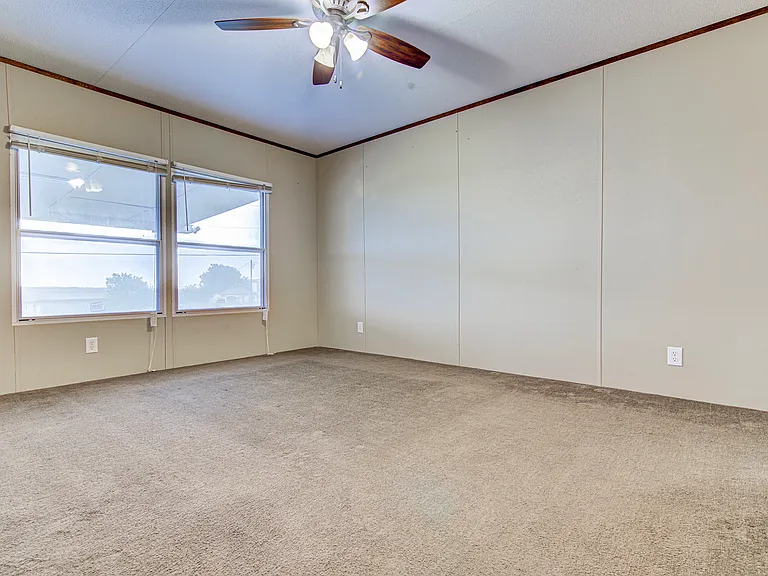 136 Ridgetop Rd — Photo 18