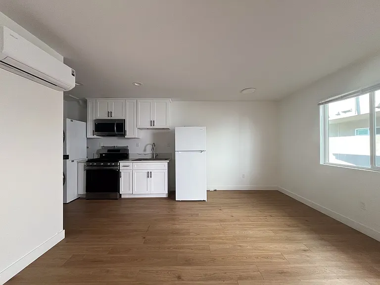 1034 Magnolia Ave — Photo 24