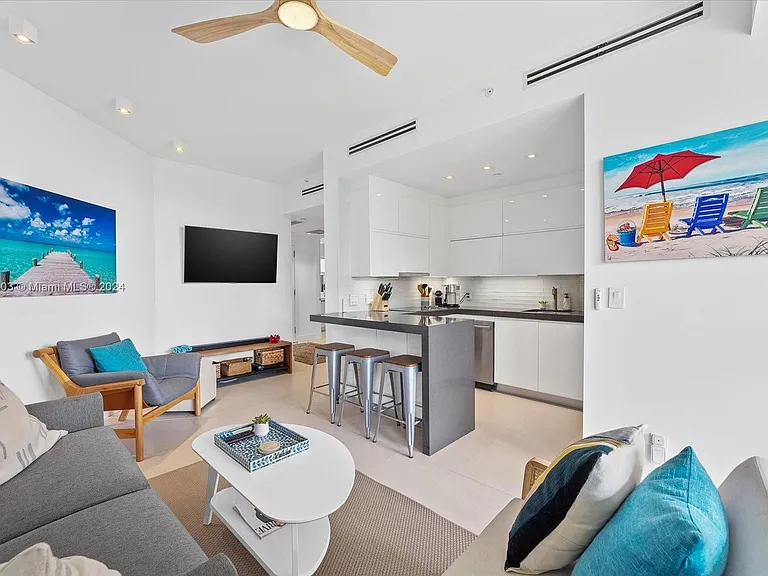 15713 Fisher Island Dr #15713 — Photo 21